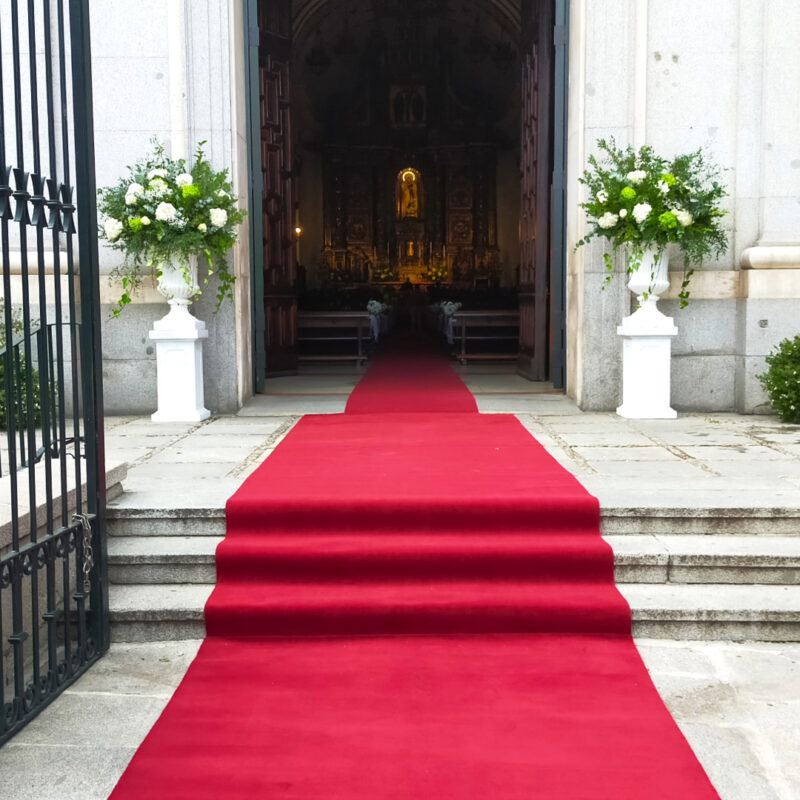 Alquiler de una alfombra roja para bodas y eventos en Madrid